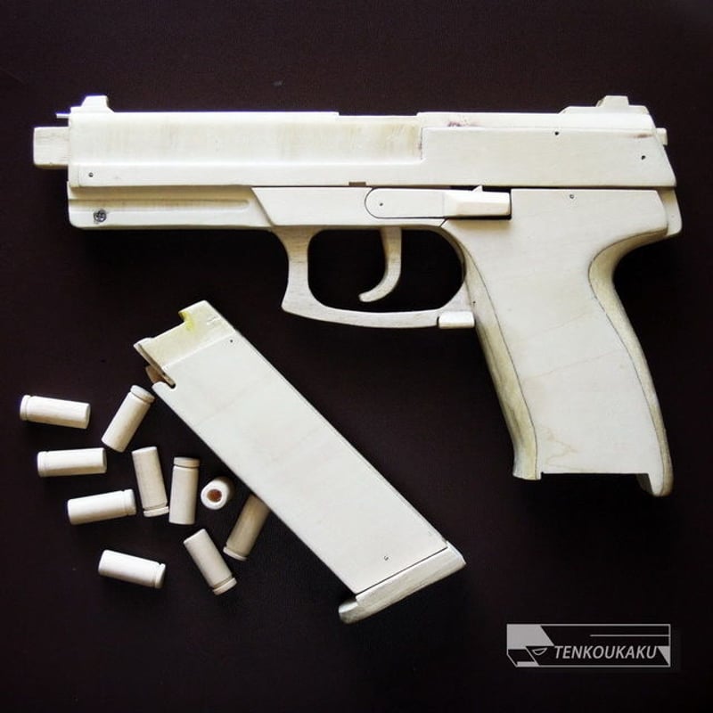輪ゴム銃　ホワイト Blowback Rubber Band Gun with Ejection Function
