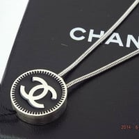 シャネル　携帯ストラップ