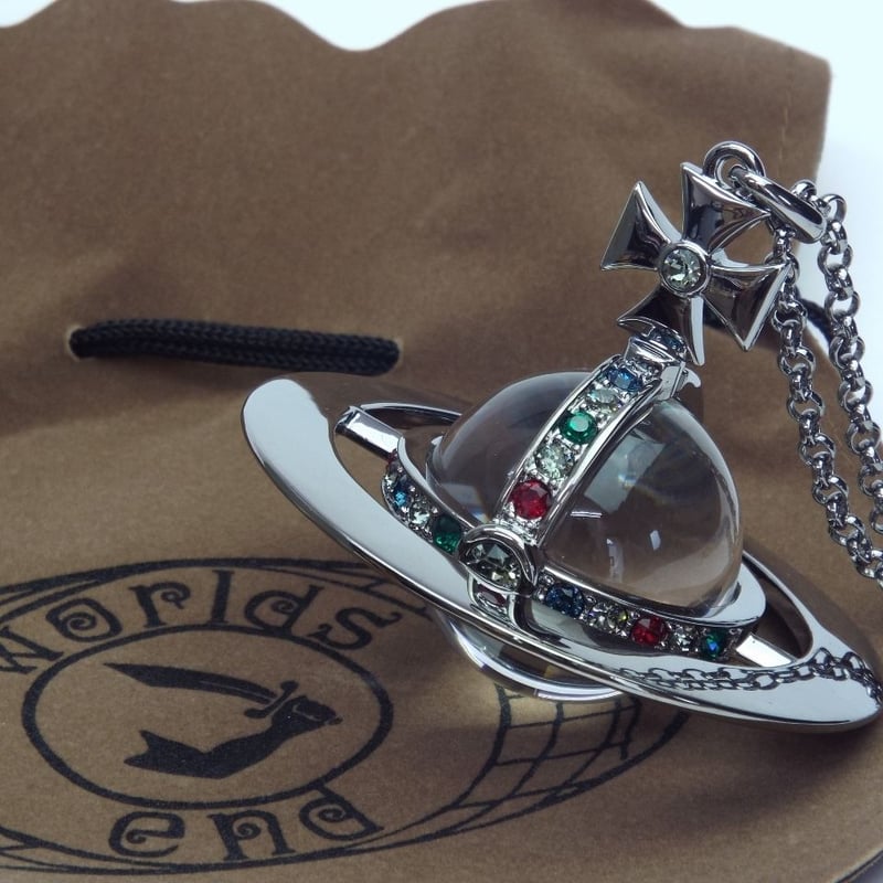 ヴィヴィアンウエストウッド ペンダント ジャイアントオーブ ガンメタ