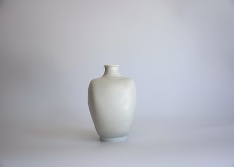 雪白磁篇壺
