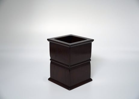 四角筆筒（一帯）