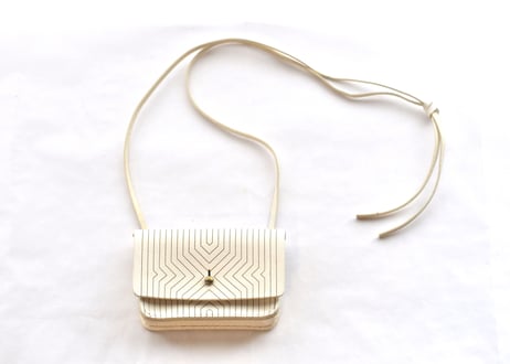 Amulet #008 Horizontal