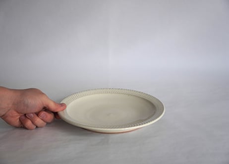 白飛鉋リム皿 Φ23
