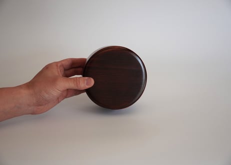 智頭杉弁当箱／丸　拭き漆仕上げ