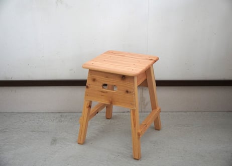 小屋スツール