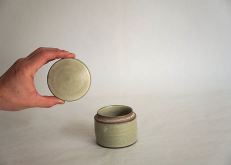 筒蓋物