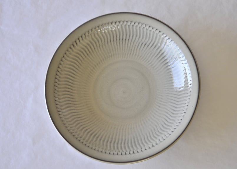 白飛鉋尺皿 | COCOROSTORE