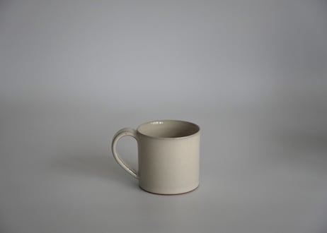 白釉マグカップ