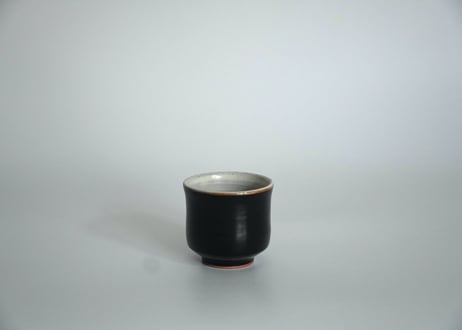 湯呑（黒釉）