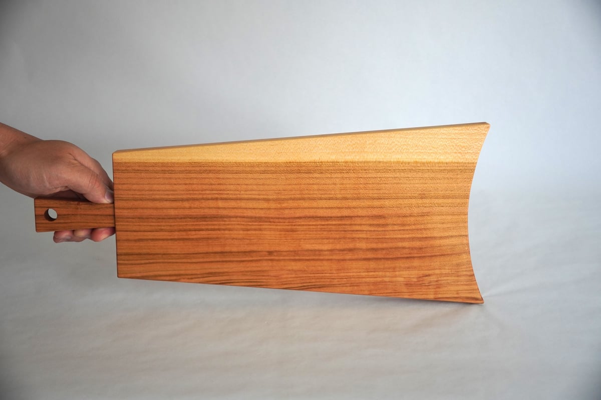 ロココ調ホワイトローズなカッティングボード＊小鳥と英字風スタンプ＊ ロココ調ホワイトローズなカッティングボード＊小鳥と英字風スタンプ