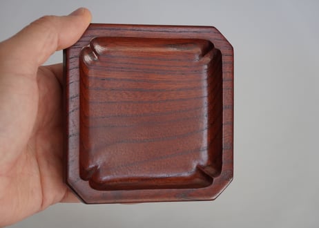 菓子器（欅材）拭き漆仕上げ　【内側：木瓜面】
