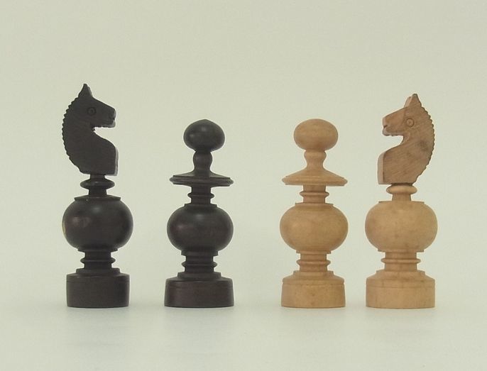 アンティークチェス駒 - オセロ