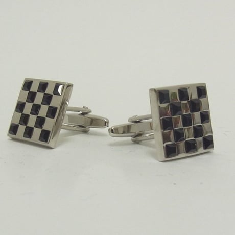 さりげなくチェス好きをアピール！チェス盤のカフスボタン！！Chess　Board Cuffs Knight & Pawn　♡
