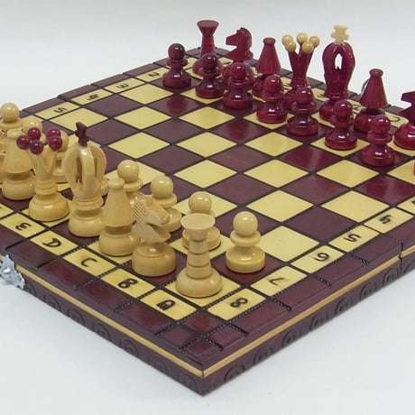 ３０ｃｍ　チェス盤チェス駒セット　Poland red chess set ♡