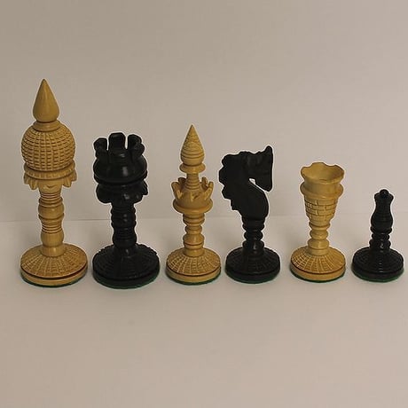 インドスタイルチェス駒セット３２ピース Wood chess pieces from India ♡ No I1546