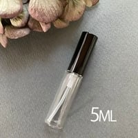 ＜10個＞５ml クリアーアトマイザー　黒プラスチックキャップ／黒スプレーポンプ　日本製 【小ロット　香水　フレグランス　アロマ　レッスン　調香　ワークショップ】