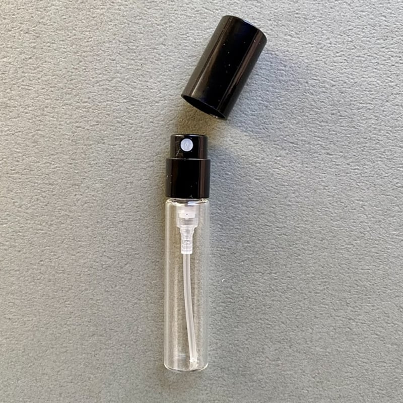 クリックポスト対応】2.5ml キャップ付き使い切りガラスアトマイザー 5