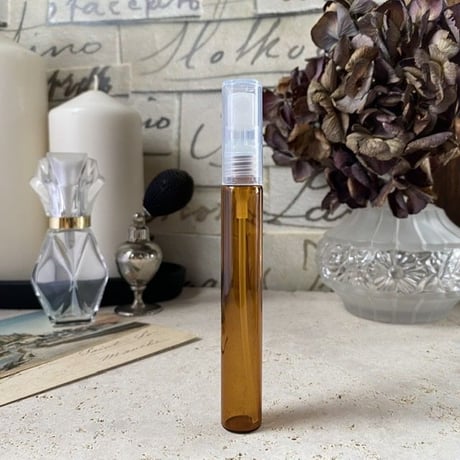 【クリックポスト対応】１０ml ロング　 遮光瓶アトマイザー　日本製 【除菌　香水　フレグランス　アロマ　詰め替え　マスクスプレー　睡眠　ハッカ油】