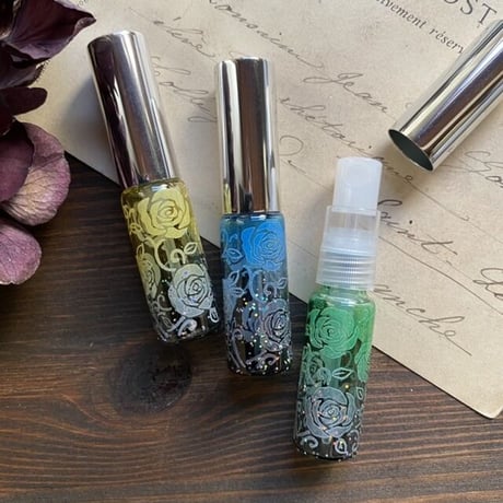 【クリックポスト対応】４ml　ラメ薔薇　ガラスアトマイザー（68121 Sラメバラ）日本製 【メンズ　香水　アロマ　フレグランス　消毒　香り】