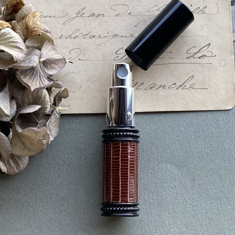 クリックポスト対応】 リザード革巻き メタルアトマイザー ピアノ