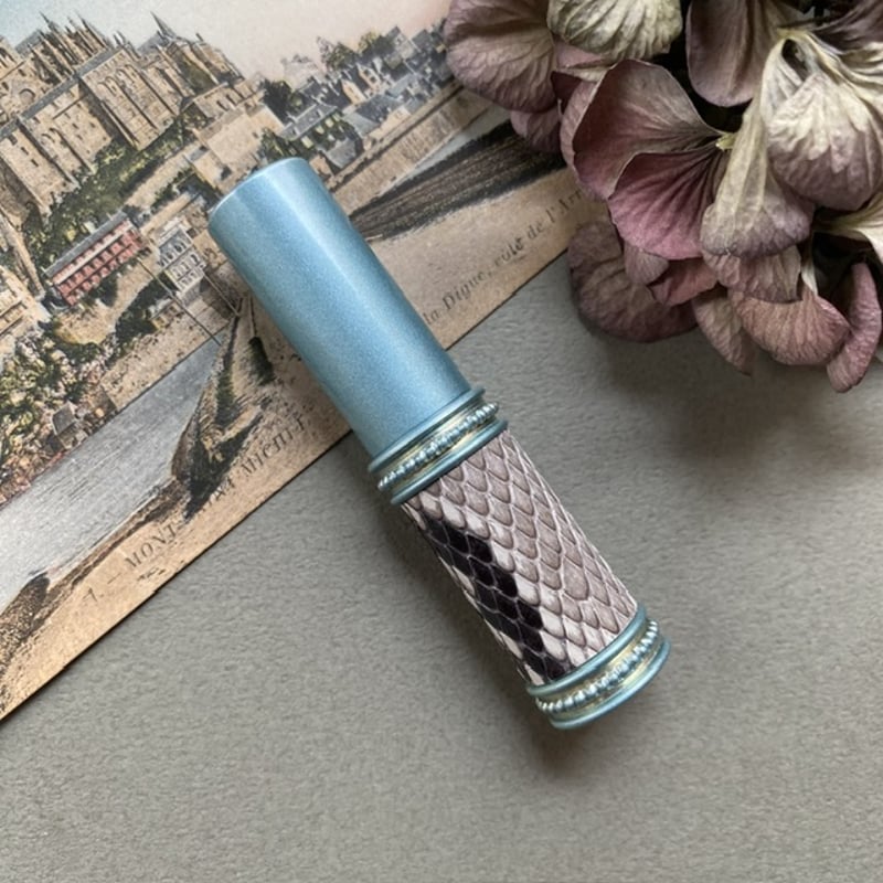 クリックポスト対応】 革巻きメタルアトマイザー L.ブルー マット