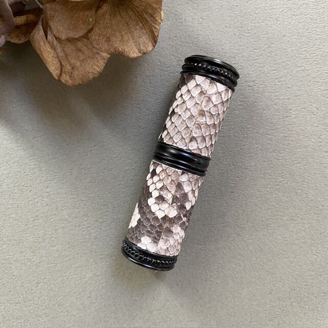 値下げ新品未使用エルメス　おまけ付きアトマイザー　ショコラ 値下げ新品未使用エルメス おまけ付きアトマイザー ショコラ