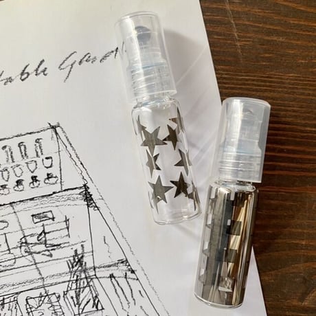 【クリックポスト対応】４ml ホシ・チェックプラチナ　ロールオンボトル（48229/48228）日本製【メンズ　香水　コロコロ　フレグランス　アロマ　除菌　肩こり】