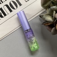 【クリックポスト対応】　４ml リボン柄 ガラスアトマイザー　PU/GR　日本製