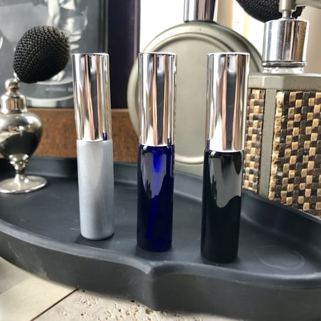 【クリックポスト対応】５ml ガラスアトマイザー　メタルポンプ（78100）日本製【香水　フレグランス　アロマ　除菌　メンズ　遮光】