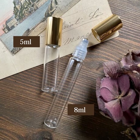 ＜10個より/40％OFF＞８ml  ロールオンボトル　ゴールドキャップ　日本製（金冠キャップ）【小ロット　業務用　香水　フレグランス　アロマ　調香　ワークショップ】
