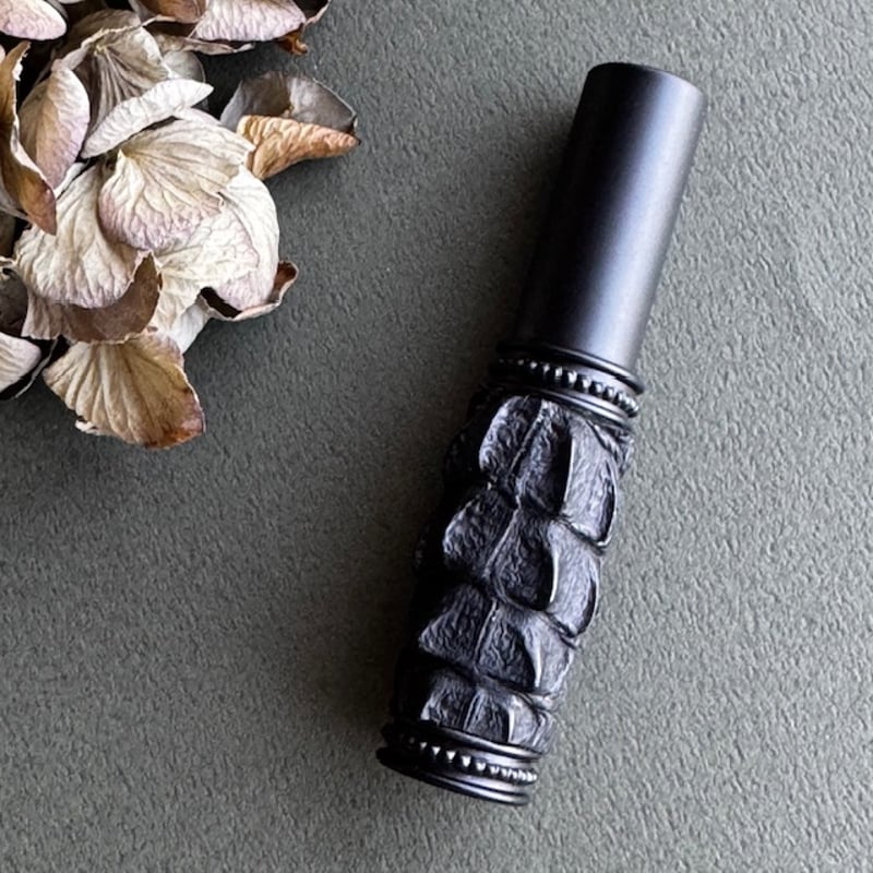 クリックポスト対応】 ワニ革巻き 5MLメタルアトマイザー ブラック