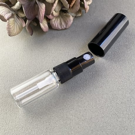 【クリックポスト対応】　３ml クリアーアトマイザー　黒プラスチックキャップ／黒スプレーポンプ　日本製 【香水　フレグランス　アロマ　レッスン　調香　ワークショップ　漏れない】