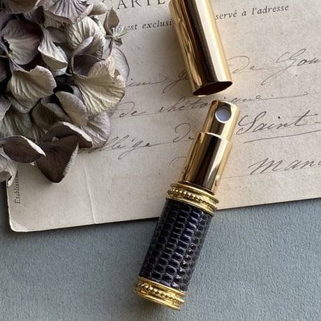 【クリックポスト対応】　リザード革巻き　4ML メタルアトマイザー　ゴールド 24 日本製【メンズ　香水　フレグランス　アロマ　人気　再入荷　復活】