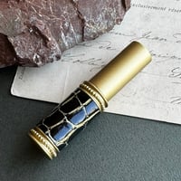 【クリックポスト対応】　クロコダイル革巻き　メタルアトマイザー　ゴールド　PGDBR03　日本製【メンズ　香水　フレグランス　人気　アロマ　お返し　ギフト】