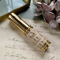 【クリックポスト対応】　ワニ革巻き メタルアトマイザー ピカゴールド　カイマン　BG02　日本製【人気　ベージュ　香水　フレグランス　アロマ　お返し　ギフト　金運】