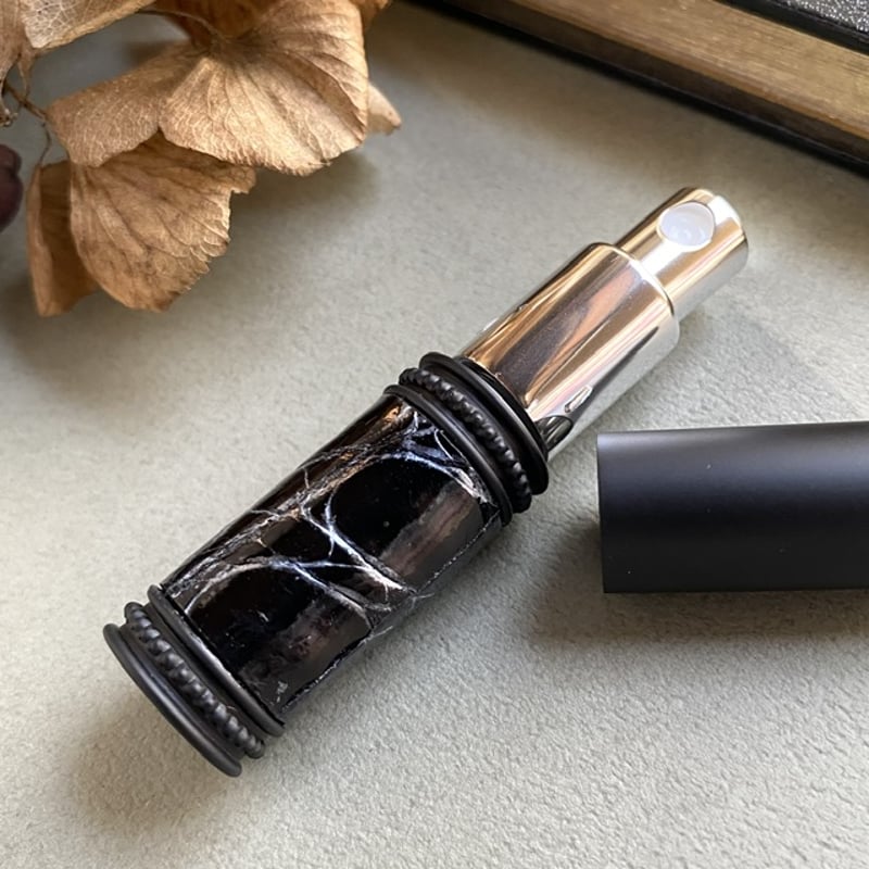 クリックポスト対応】 クロコダイル革巻き メタルアトマイザー