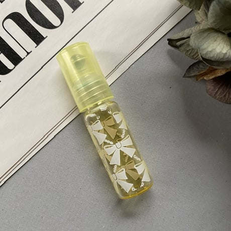 【クリックポスト対応】　４ml リボン柄 ロールオンボトル　イエロー　日本製