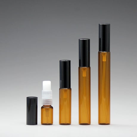 【クリックポスト対応】　５ml  遮光瓶アトマイザー　黒アルミキャップ　日本製 【メンズ　香水　フレグランス　アロマ　詰め替え　除菌　肩こり　マスクスプレー　睡眠】