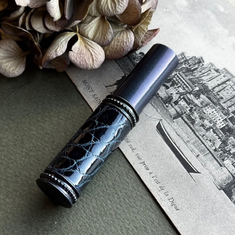 クリックポスト対応】 クロコダイル革巻き 5ML メタルアトマイザー