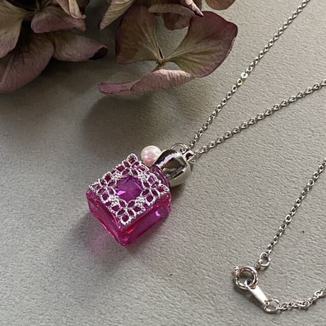 SB07 芯無し人気の軽量姫系　唐草花　アラベスク　赤　355cm 正絹名古屋帯 SB07 芯無し人気の軽量姫系 唐草花 アラベスク 赤 355cm 正絹名古屋帯