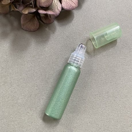 【クリックポスト対応】５ml ロールオンボトル　メタリック　日本製【ジェンダーレス　アロマ　香水　フレグランス　安眠　調香】