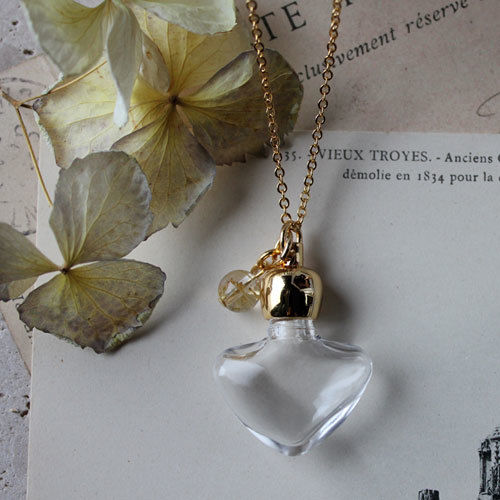 ラスト　キー　鍵　チャーム　アロマペンダント　アロマネックレス　メモリーオイル b39dc2dcca94df925ffb938cdfb6a4