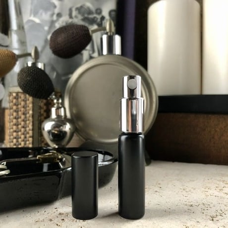 ＜10個以上40%OFF＞５ml  ALLマットブラックアトマイザー（シルバーメタルポンプ）日本製 【小ロット　黒　メンズ　香水　フレグランス　アロマ　調香】