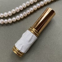 【クリックポスト対応】　クロコダイル革巻き　4ML メタルアトマイザー　ゴールド　PGDWH 01　日本製【メンズ　白　香水　フレグランス　人気　アロマ　ギフト　ワニ革】