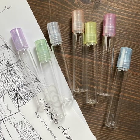 【クリックポスト対応】　８ml ロールオンボトル　 43214　日本製【メンズ　香水　コロコロ　フレグランス　アロマ　爪のケア　ネイル】