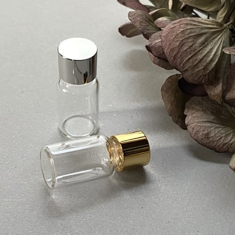【クリックポスト対応】２.５ml 透明ガラス　スクリュー管　２個入り　日本製【香水サンプル　香水サブスク　アロマ　量り売り　小分け】