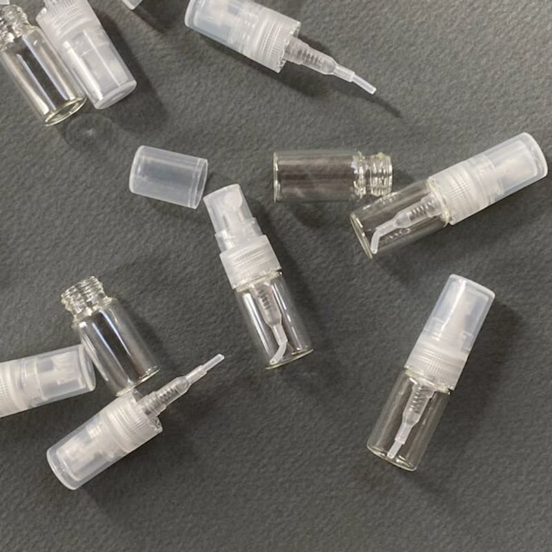 クリックポスト対応】2ml キャップ付きガラスアトマイザー 10個入り