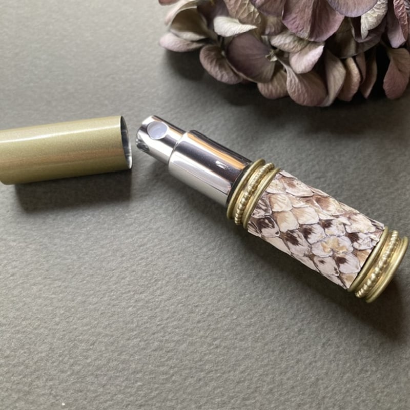 アンティーク　アトマイザー クリックポスト対応】 革巻きメタルアトマイザー イエローGD マット