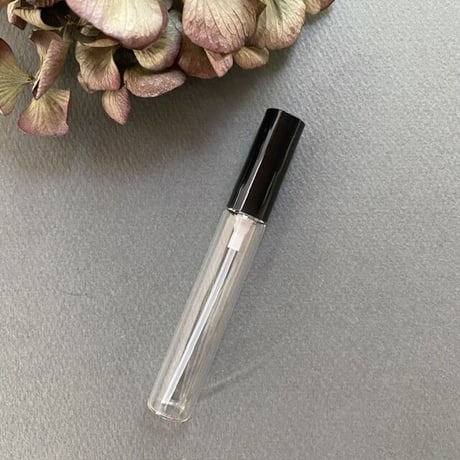 【クリックポスト対応】　８ml ・１０mlロング クリアーアトマイザー　黒アルミキャップ／黒スプレーポンプ　日本製 【メンズ　香水　フレグランス　アロマ　調香　漏れない】