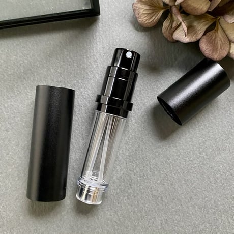 【クリックポスト対応】　５ML底部充填式アトマイザー　マットブラック　5MLBT/MBK【ワンタッチ　クイックチャージ　メンズ　香水　フレグランス　アロマ　お返し　ギフト】